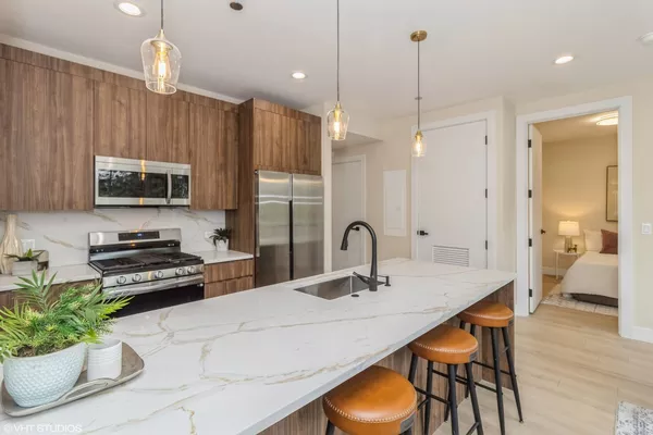 2 bedrooms apartment for rent in Irving Park - Northwest Side, Chicago