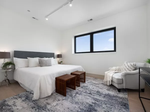 3 bedrooms apartment for rent in Boystown - North Side, Chicago