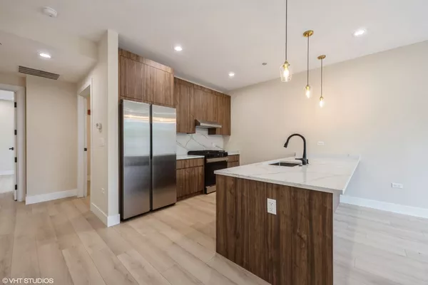 2 bedrooms apartment for rent in Irving Park - Northwest Side, Chicago