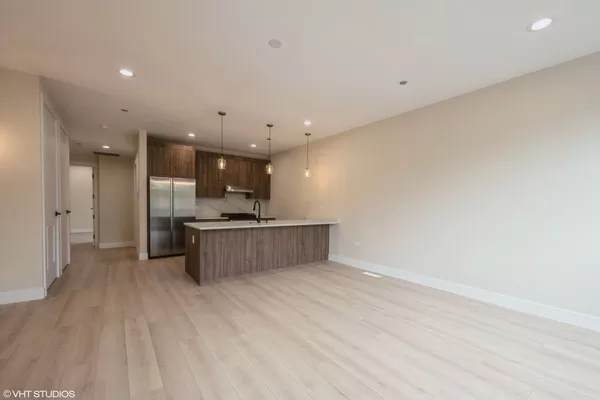 2 bedrooms apartment for rent in Irving Park - Northwest Side, Chicago