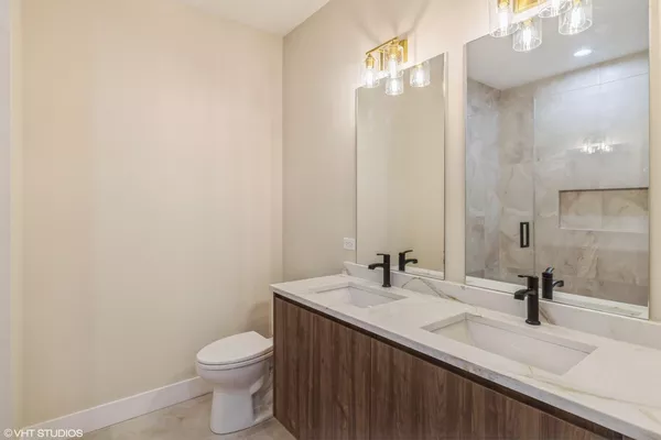 2 bedrooms apartment for rent in Irving Park - Northwest Side, Chicago