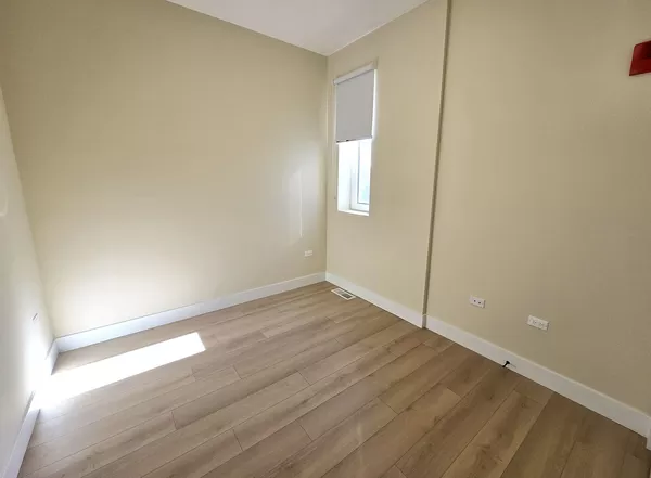 2 bedrooms apartment for rent in Irving Park - Northwest Side, Chicago