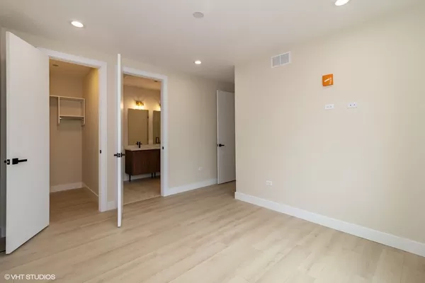 2 bedrooms apartment for rent in Irving Park - Northwest Side, Chicago