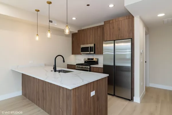 2 bedrooms apartment for rent in Irving Park - Northwest Side, Chicago