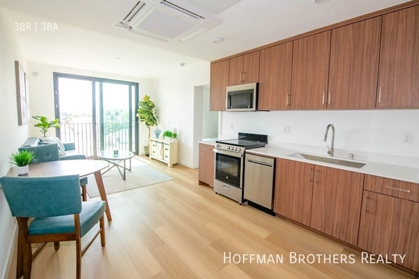 3 bedrooms apartment for rent in Mid City - Central Los Angeles, Los Angeles