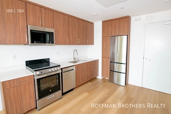 3 bedrooms apartment for rent in Mid City - Central Los Angeles, Los Angeles