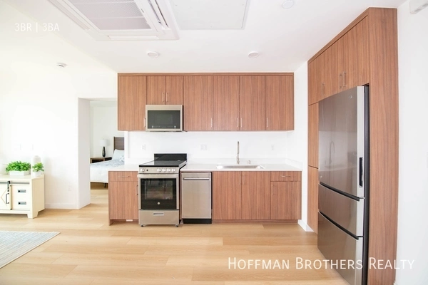 3 bedrooms apartment for rent in Mid City - Central Los Angeles, Los Angeles