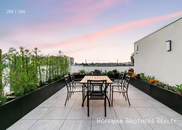 2 bedrooms apartment for rent in Palms - Westside / South Bay, Los Angeles