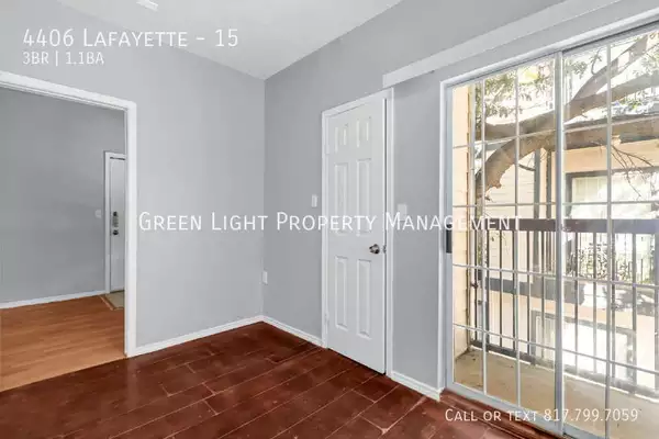 3 bedrooms apartment for rent in Old East Dallas - Ne Dallas, Dallas