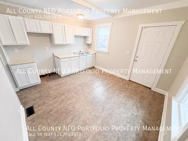 3 bedrooms apartment for rent in Westgate - West Columbus, Columbus