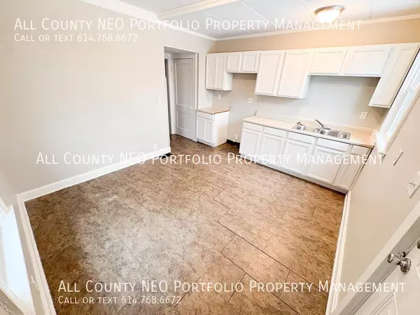 3 bedrooms apartment for rent in Westgate - West Columbus, Columbus