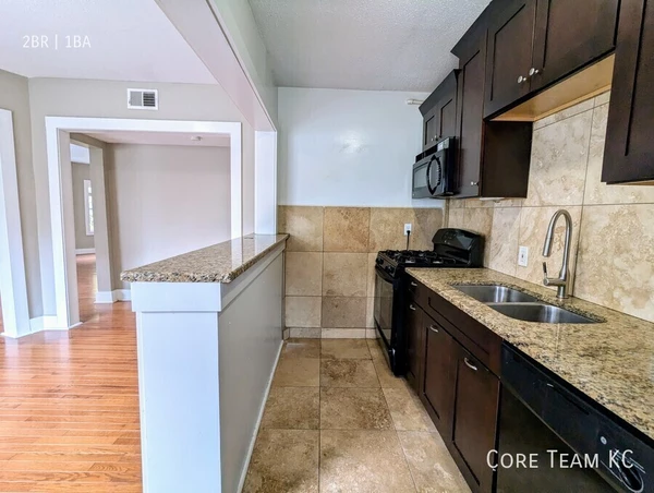 2 bedrooms apartment for rent in Midtown-Westport - KCMO, Kansas City