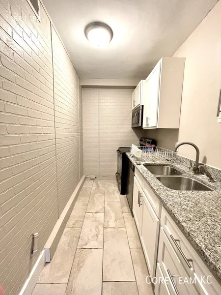 1 bedroom apartment for rent in Country Club Plaza - KCMO, Kansas City