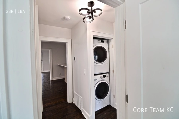 2 bedrooms apartment for rent in Midtown-Westport - KCMO, Kansas City