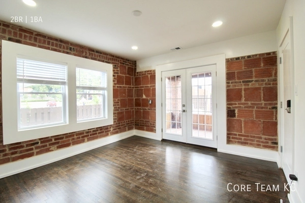 2 bedrooms apartment for rent in Midtown-Westport - KCMO, Kansas City