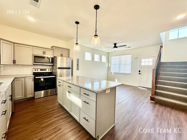 2 bedrooms apartment for rent in Midtown-Westport - KCMO, Kansas City