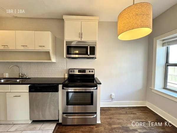 1 bedroom apartment for rent in Country Club Plaza - KCMO, Kansas City