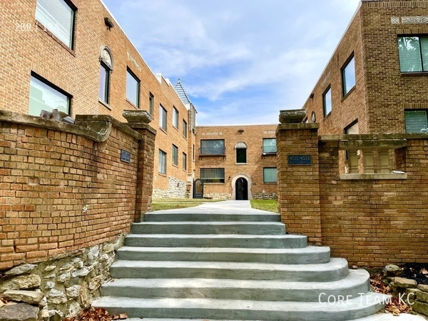 2 bedrooms apartment for rent in Country Club Plaza - KCMO, Kansas City