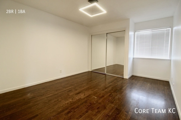 2 bedrooms apartment for rent in Midtown-Westport - KCMO, Kansas City
