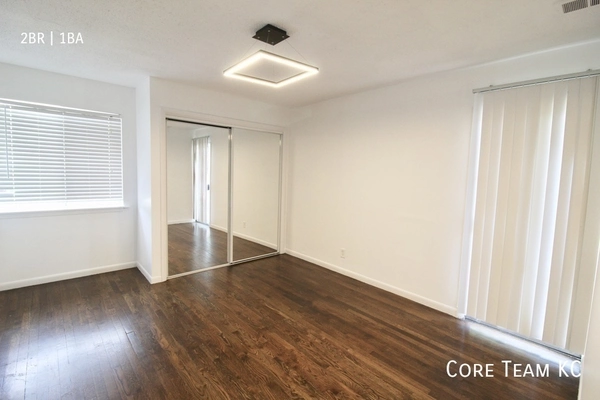 2 bedrooms apartment for rent in Midtown-Westport - KCMO, Kansas City