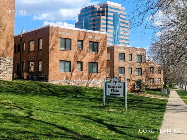2 bedrooms apartment for rent in Country Club Plaza - KCMO, Kansas City