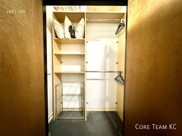 1 bedroom apartment for rent in Downtown Kansas City - KCMO, Kansas City