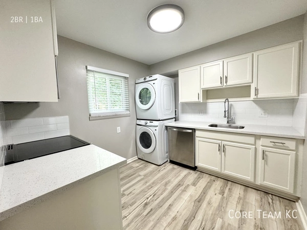 2 bedrooms apartment for rent in Midtown-Westport - KCMO, Kansas City