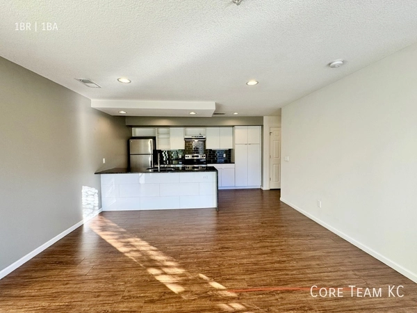 1 bedroom apartment for rent in Country Club Plaza - KCMO, Kansas City