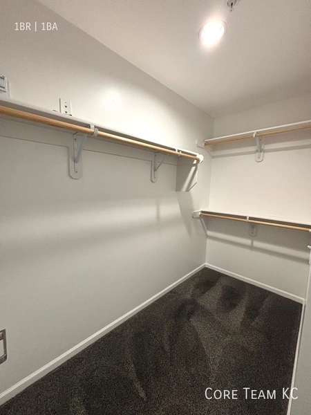 1 bedroom apartment for rent in Country Club Plaza - KCMO, Kansas City