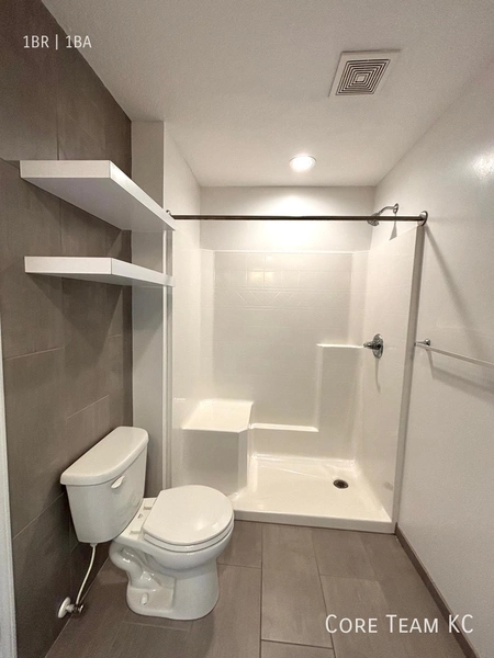 1 bedroom apartment for rent in Country Club Plaza - KCMO, Kansas City