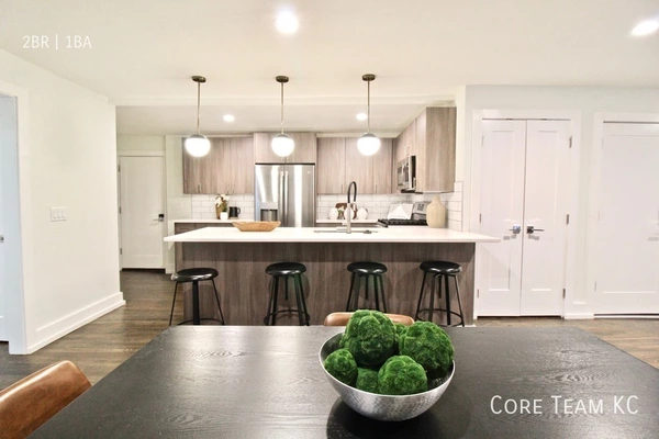 2 bedrooms apartment for rent in Midtown-Westport - KCMO, Kansas City