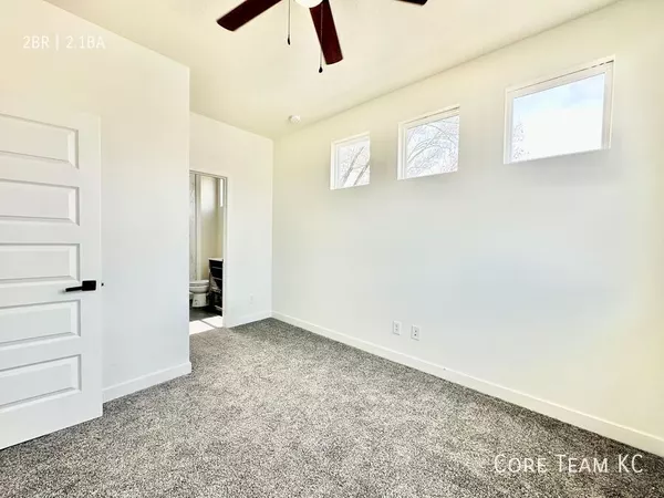 2 bedrooms apartment for rent in Midtown-Westport - KCMO, Kansas City