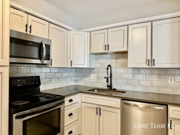 2 bedrooms apartment for rent in Country Club Plaza - KCMO, Kansas City