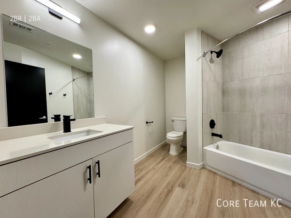 2 bedrooms apartment for rent in Armour Hills - KCMO, Kansas City