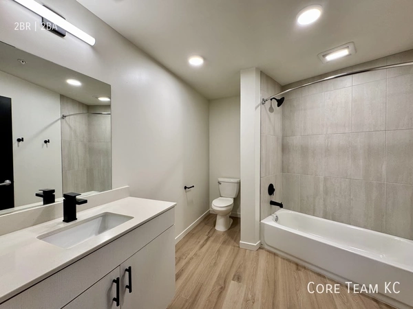 2 bedrooms apartment for rent in Armour Hills - KCMO, Kansas City