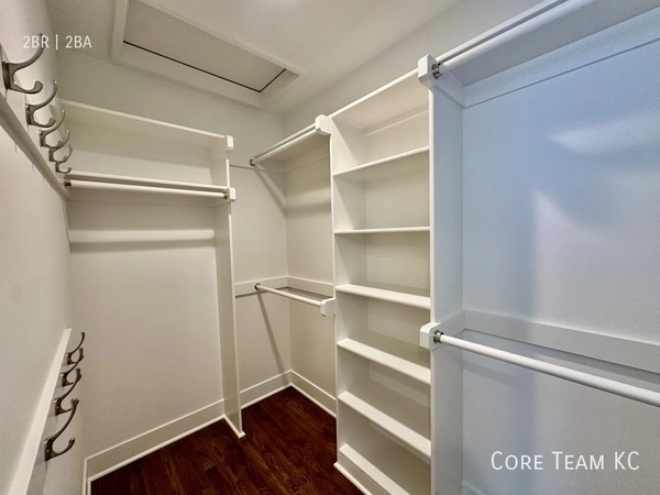 2 bedrooms apartment for rent in Waldo - KCMO, Kansas City