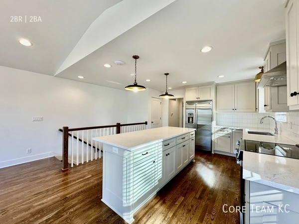 2 bedrooms apartment for rent in Waldo - KCMO, Kansas City