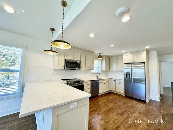 2 bedrooms apartment for rent in Waldo - KCMO, Kansas City