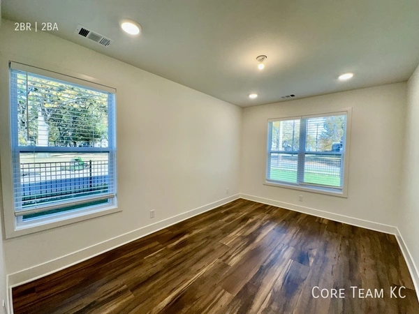 2 bedrooms apartment for rent in Waldo - KCMO, Kansas City