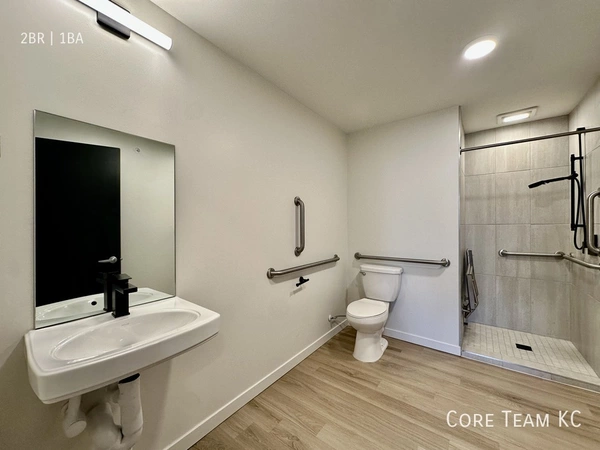 2 bedrooms apartment for rent in Armour Hills - KCMO, Kansas City