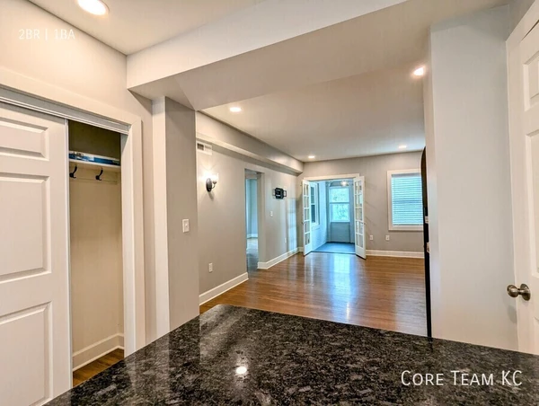 2 bedrooms apartment for rent in Sunset Hill - KCMO, Kansas City