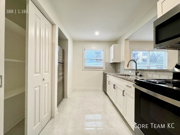 3 bedrooms apartment for rent in South Plaza - KCMO, Kansas City