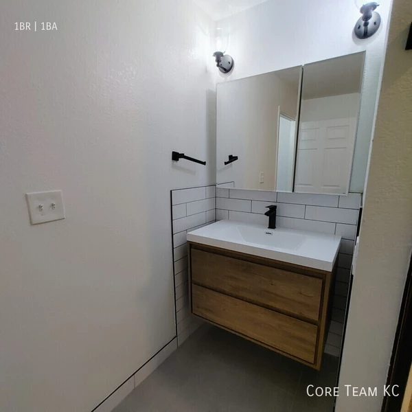 1 bedroom apartment for rent in Village West - KCK, Kansas City