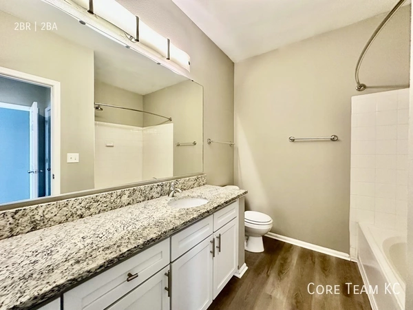 2 bedrooms apartment for rent in Midtown-Westport - KCMO, Kansas City