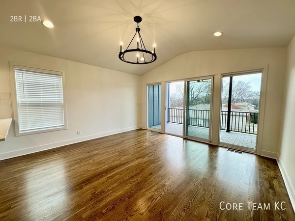 2 bedrooms apartment for rent in Waldo - KCMO, Kansas City