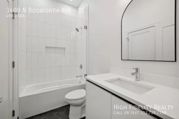 4 bedrooms apartment for rent in Boystown - North Side, Chicago
