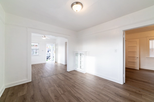 2 bedrooms apartment for rent in Chinatown LA - Central Los Angeles, Los Angeles