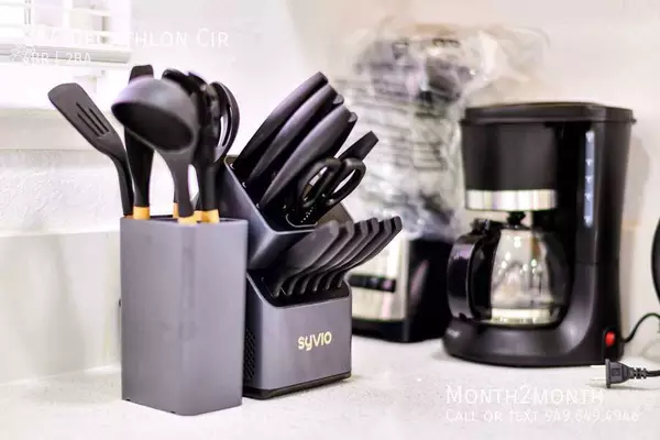 4 bedrooms apartment for rent in Parkway - SW SAC, Sacramento