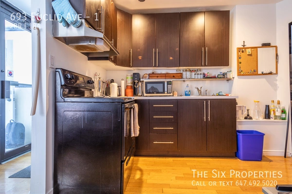 2 bedrooms apartment for rent in Palmerston-Little Italy - Downtown TO, Toronto