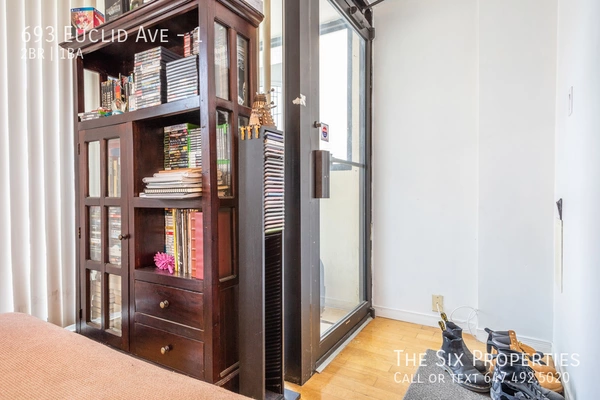 2 bedrooms apartment for rent in Palmerston-Little Italy - Downtown TO, Toronto